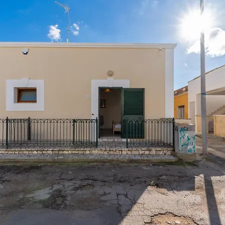 La Casetta Al Mare 度假居 乌真托